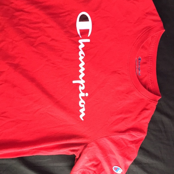 Champions red T-size large black,red and white - Picture 2 of 3
